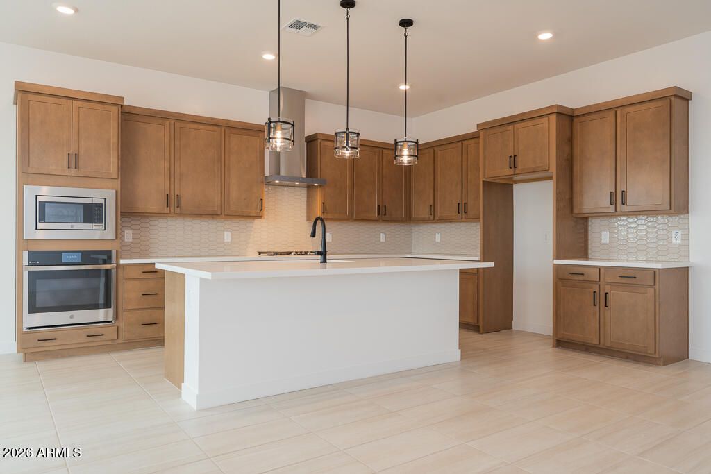 17641 W HIGHLAND Avenue, Goodyear, AZ 85395 — photo 2
