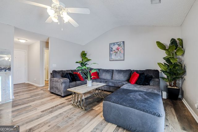 33 Cordage Circle, Port Wentworth, GA 31407