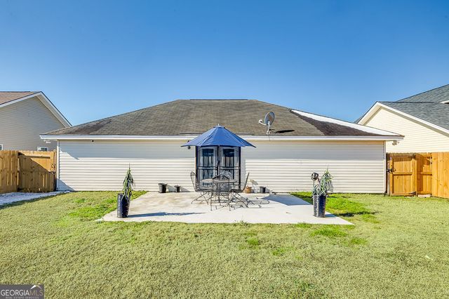 33 Cordage Circle, Port Wentworth, GA 31407