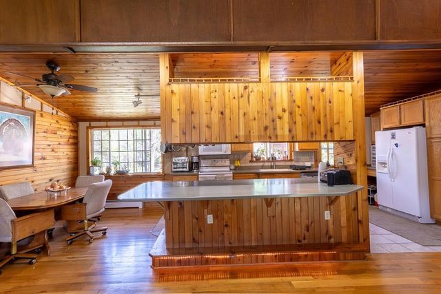 2810 County Road B, Grand Marsh, WI 53936