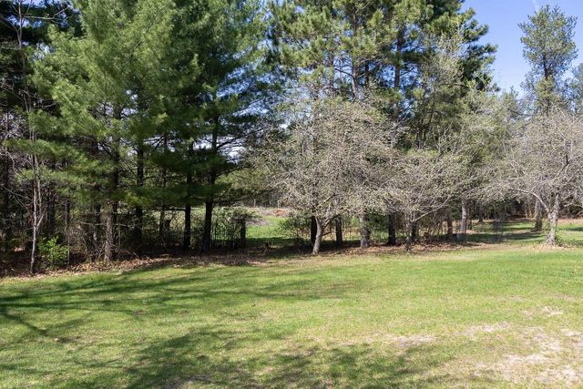 2810 County Road B, Grand Marsh, WI 53936