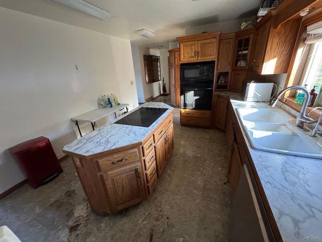 609 Niemala Road, Wakefield, MI 49968