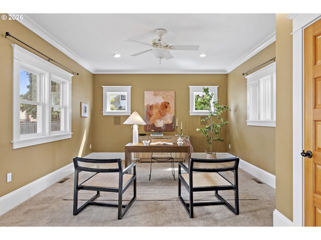 2014 Ne 38TH Ave, Portland, OR 97212