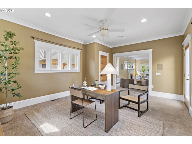 2014 Ne 38TH Ave, Portland, OR 97212