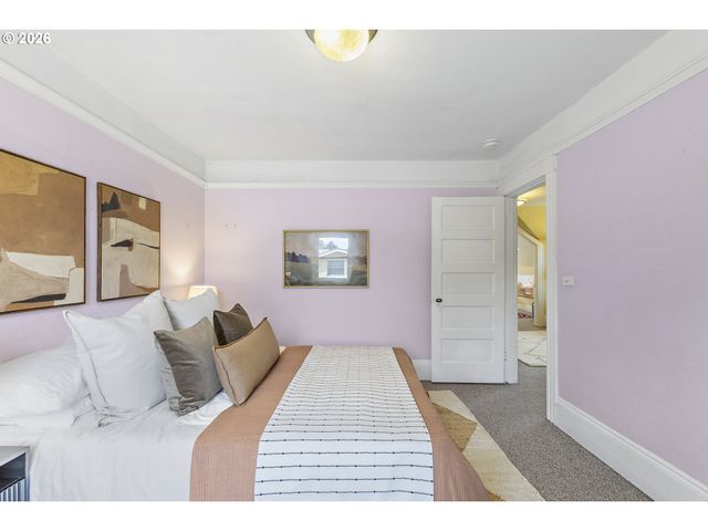 2014 Ne 38TH Ave, Portland, OR 97212