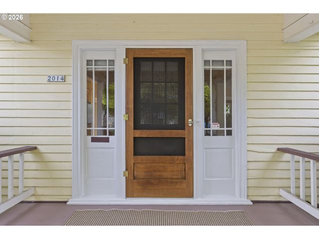 2014 Ne 38TH Ave, Portland, OR 97212