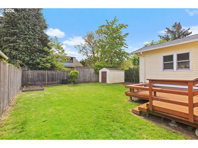 2014 Ne 38TH Ave, Portland, OR 97212