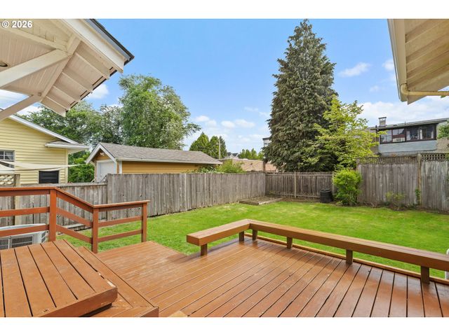 2014 Ne 38TH Ave, Portland, OR 97212