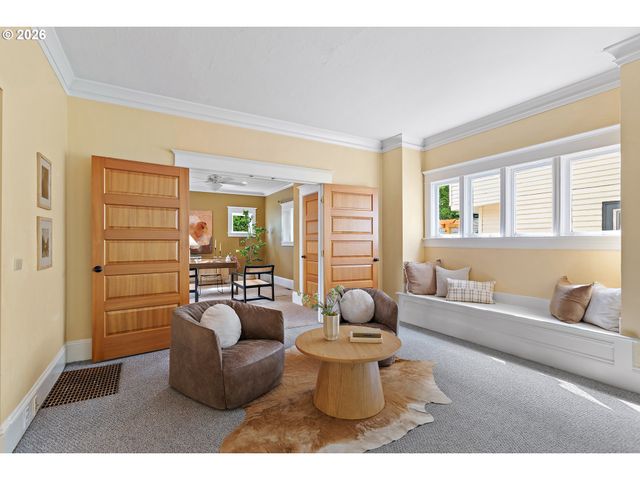 2014 Ne 38TH Ave, Portland, OR 97212