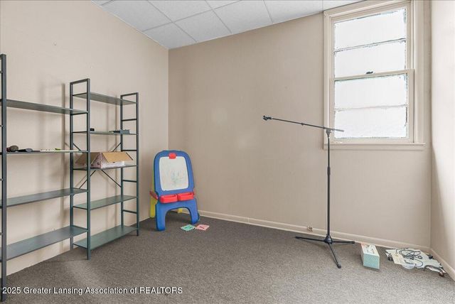 1940 Hall Street, Holt, MI 48842