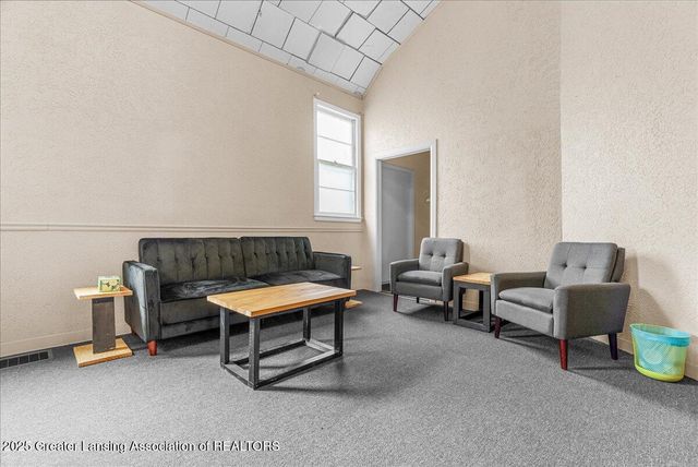 1940 Hall Street, Holt, MI 48842