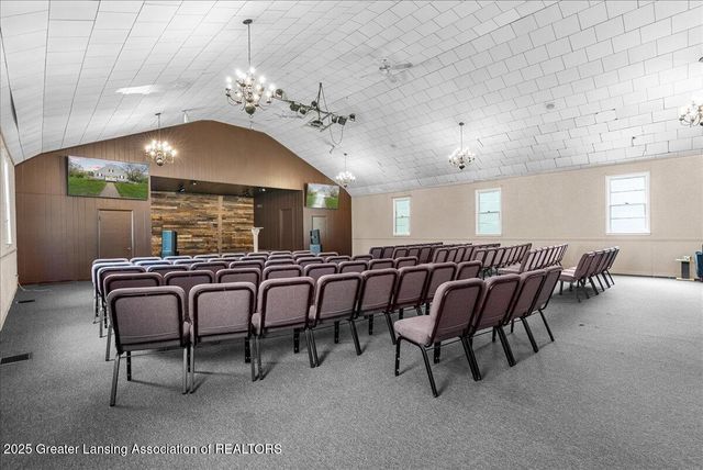 1940 Hall Street, Holt, MI 48842