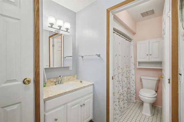 850 W Michillinda Road, Muskegon, MI 49445