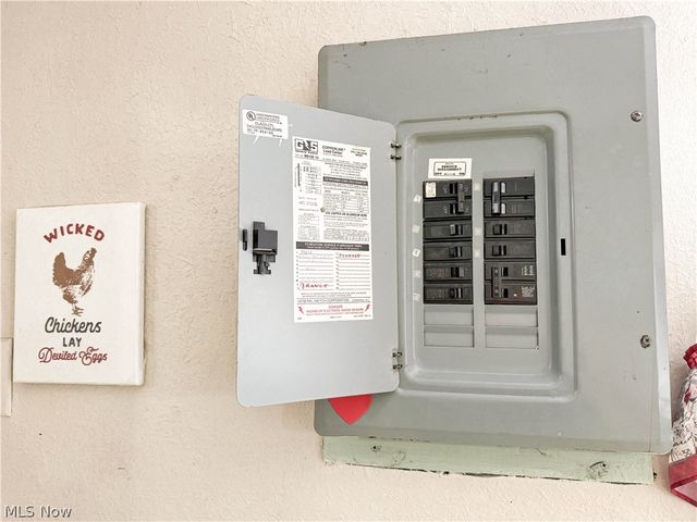 1654 Thalia Avenue, Youngstown, OH 44514