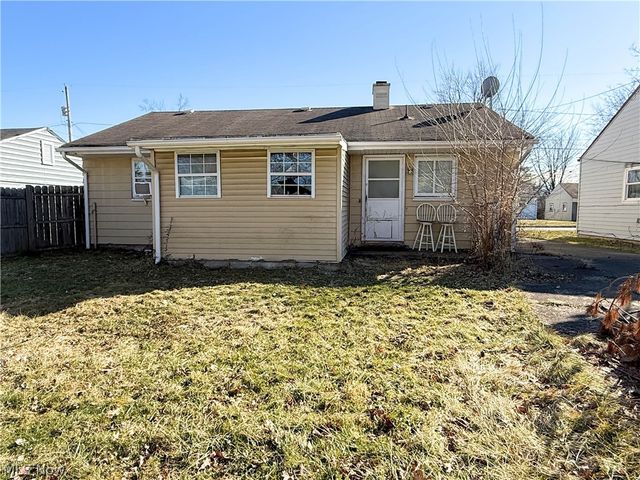 1654 Thalia Avenue, Youngstown, OH 44514