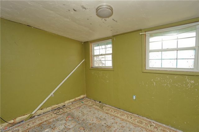 1654 Thalia Avenue, Youngstown, OH 44514