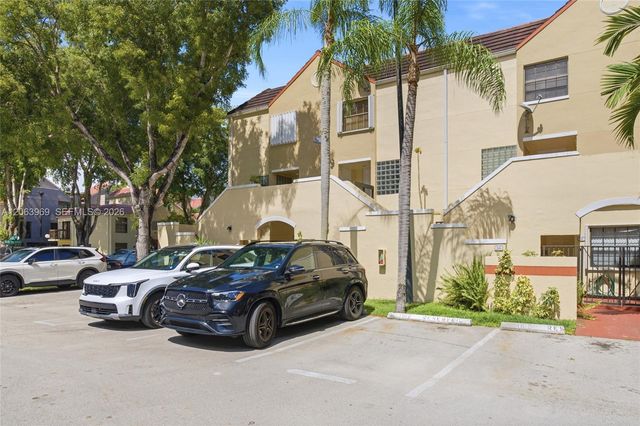 8855 SW 131st Court 202, Miami, FL 33186
