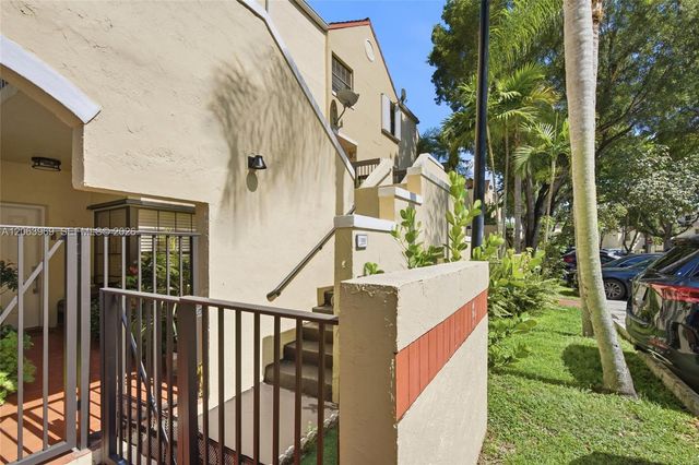 8855 SW 131st Court 202, Miami, FL 33186