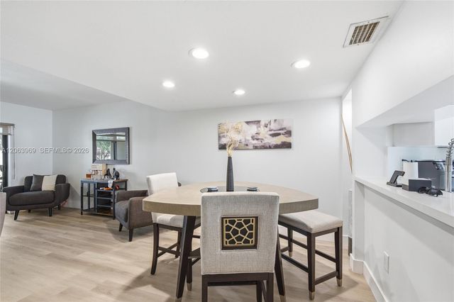 8855 SW 131st Court 202, Miami, FL 33186