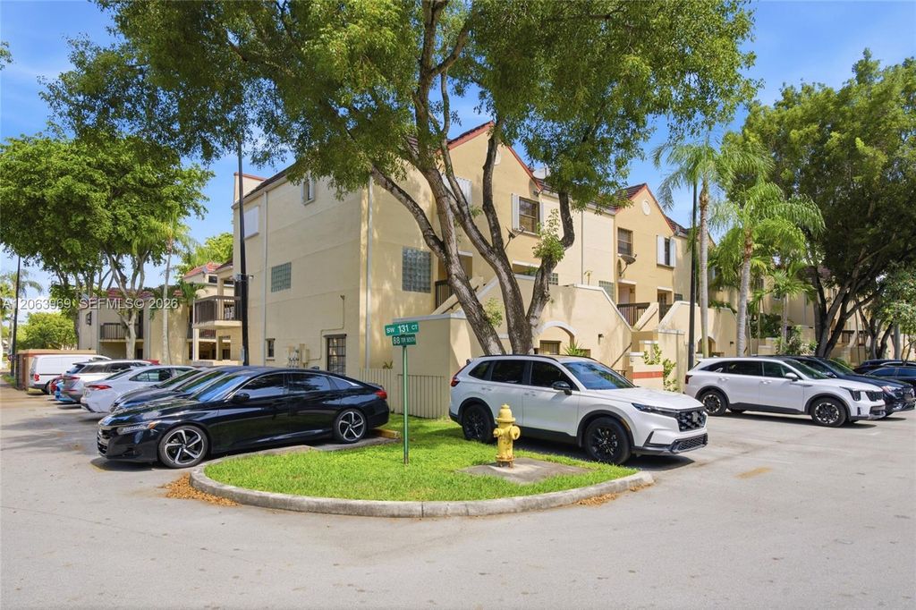 8855 SW 131st Court 202, Miami, FL 33186