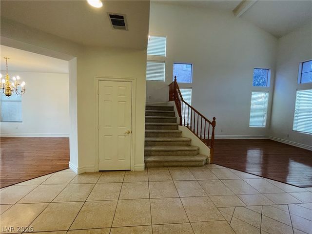 41 Chateau Whistler Court, Las Vegas, NV 89148