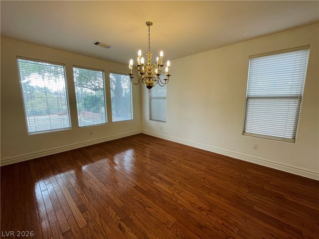 41 Chateau Whistler Court, Las Vegas, NV 89148