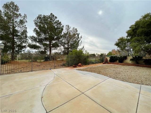 41 Chateau Whistler Court, Las Vegas, NV 89148
