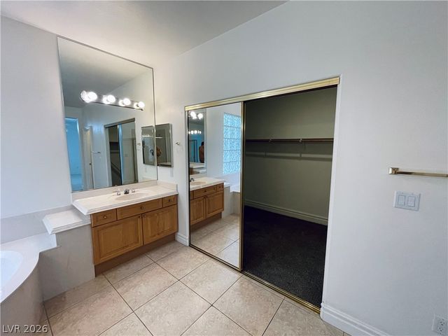 41 Chateau Whistler Court, Las Vegas, NV 89148