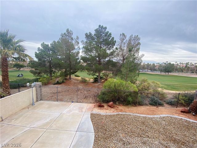 41 Chateau Whistler Court, Las Vegas, NV 89148