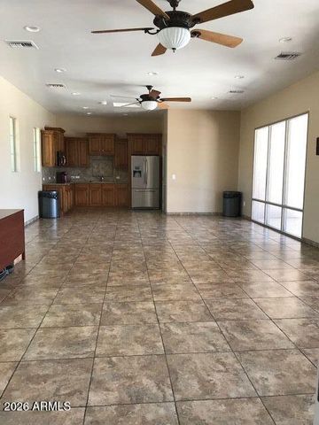 528 W EVERGREEN PEAR Avenue, San Tan Valley, AZ 85140