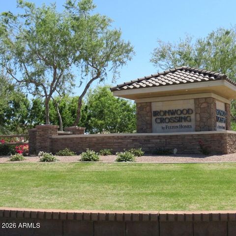 528 W EVERGREEN PEAR Avenue, San Tan Valley, AZ 85140