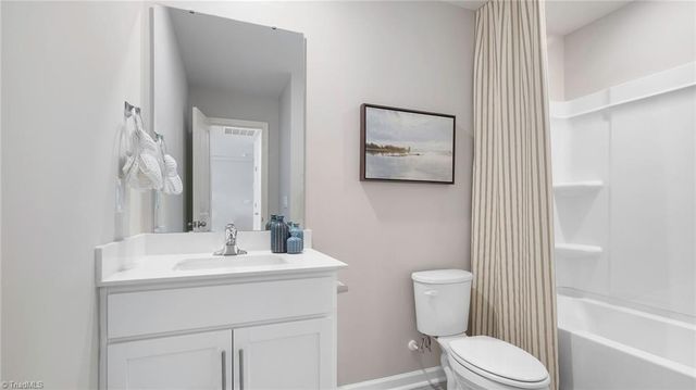 206 Hungerford Boulevard, Jamestown, NC 27282