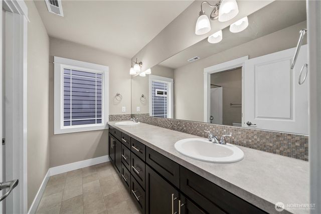 13813 187th Avenue Ct E, Bonney Lake, WA 98391