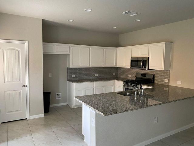 6713 Ranchito DR, Austin, TX 78744