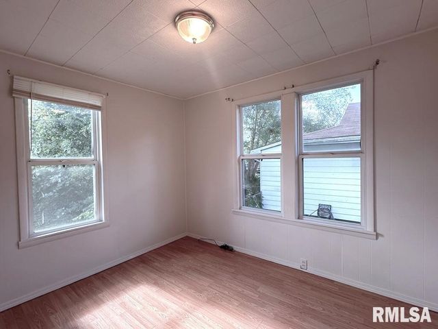 2027 HERBERT Street, Murphysboro, IL 62966