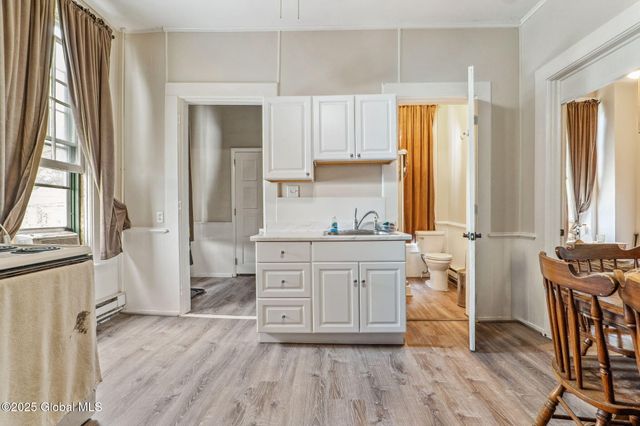 462-470 2nd Avenue, Troy, NY 12182