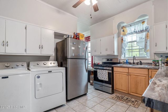 462-470 2nd Avenue, Troy, NY 12182