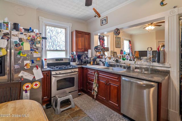 462-470 2nd Avenue, Troy, NY 12182