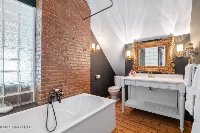 462-470 2nd Avenue, Troy, NY 12182