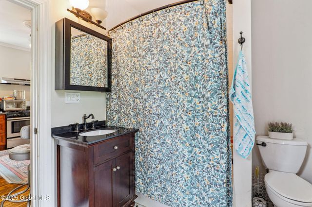 462-470 2nd Avenue, Troy, NY 12182