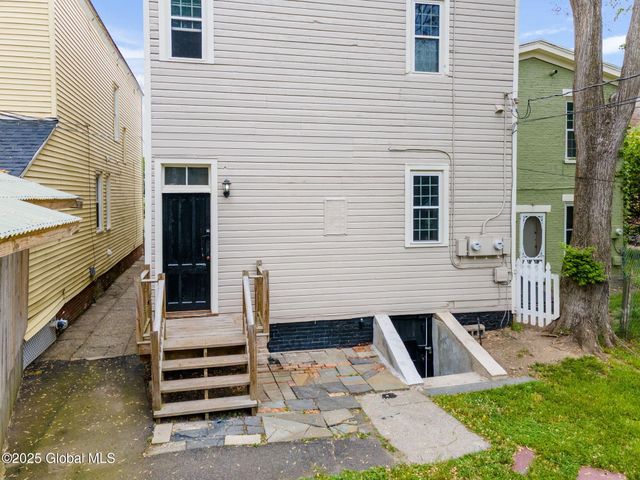 462-470 2nd Avenue, Troy, NY 12182