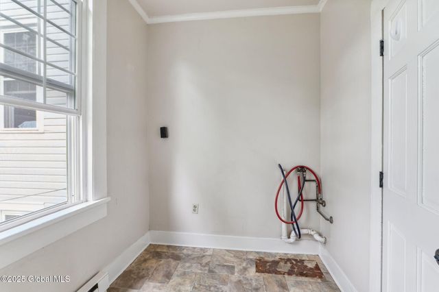 462-470 2nd Avenue, Troy, NY 12182