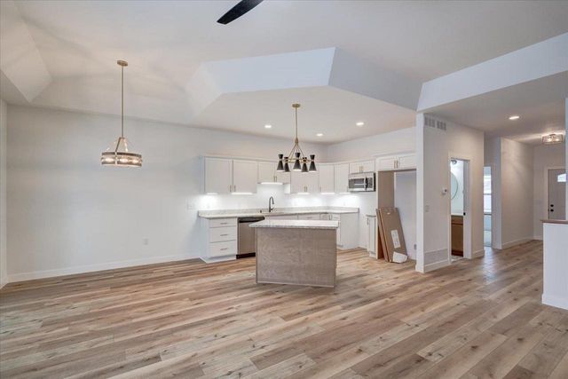 1429 Ottowynn Terrace, Lodi, WI 53555