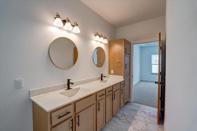 1429 Ottowynn Terrace, Lodi, WI 53555