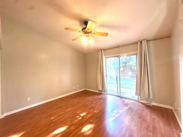 1212 Carson Avenue, Clovis, CA 93611