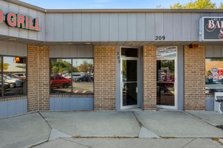 27W209 Geneva Road, Winfield, IL 60190