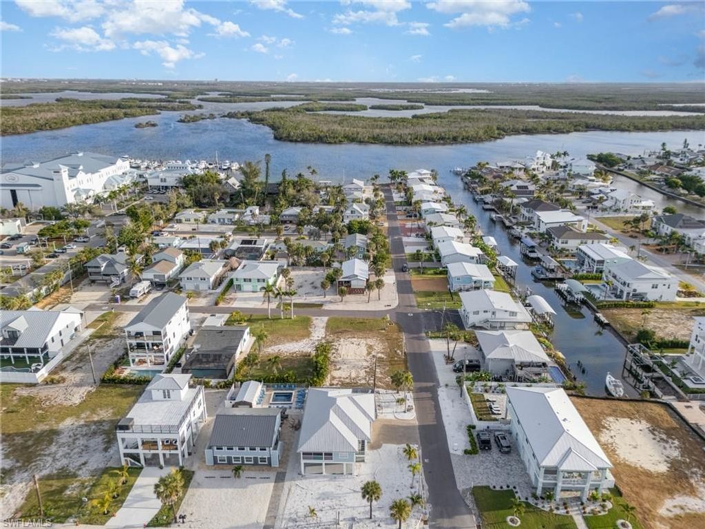 311 Bayland RD, FORT MYERS BEACH, FL 33931 — photo 4