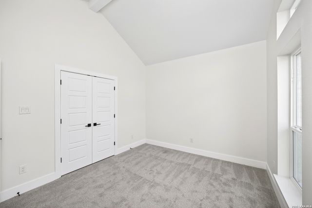 1801 N Chateau, Kerrville, TX 78028