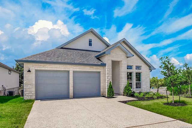 1801 N Chateau, Kerrville, TX 78028