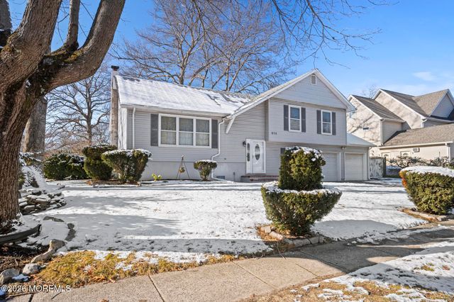 970 Princewood Avenue, Lakewood, NJ 08701